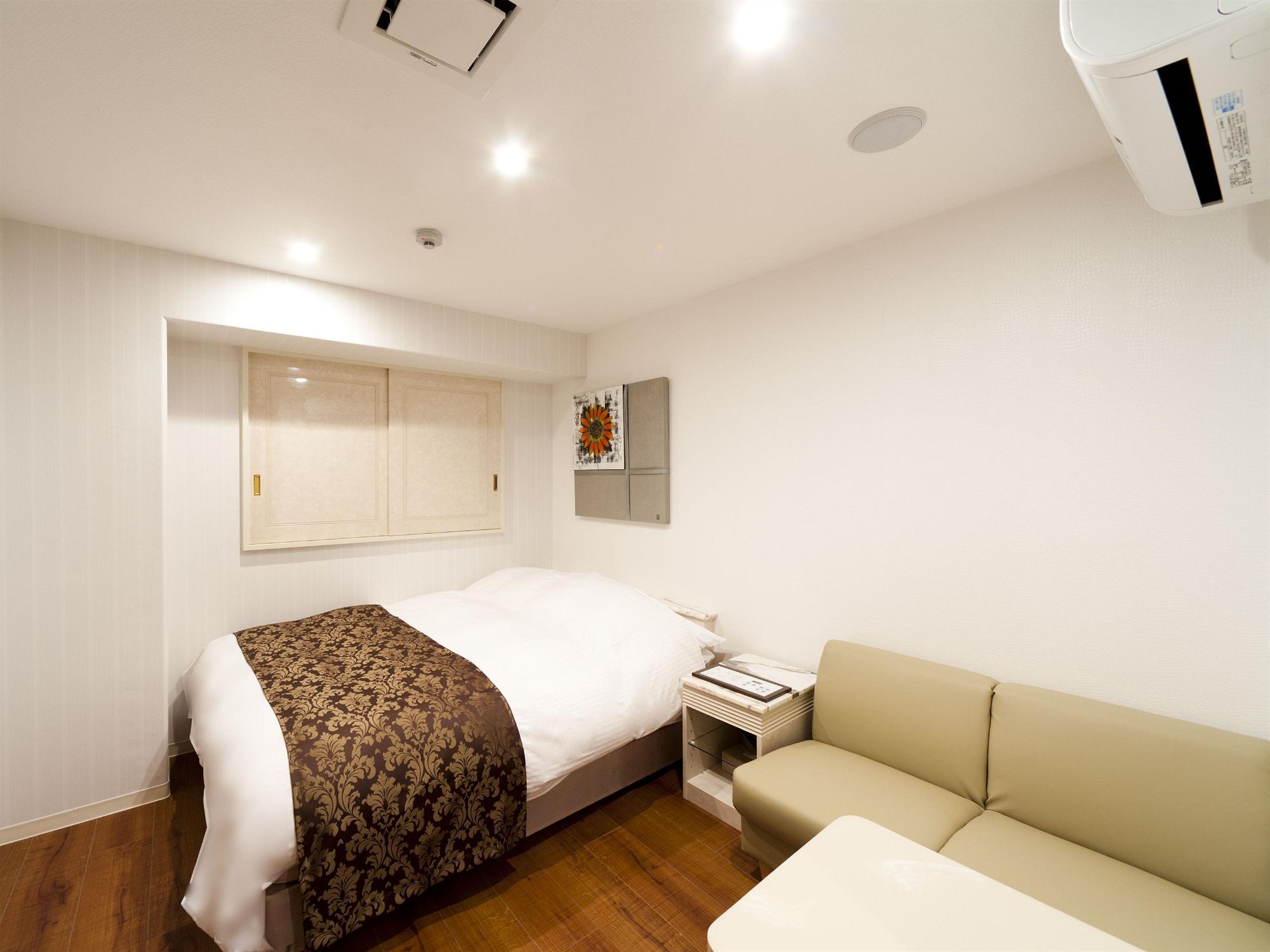 Hotel Fine Aroma Tennoji (Adults Only) Osaka Exterior photo